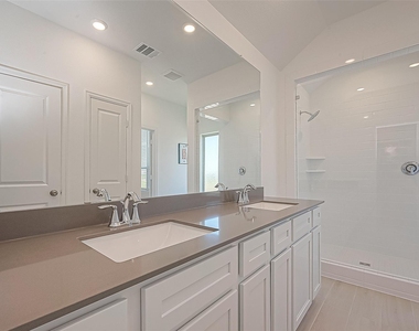 5554 Amber Brook Lane - Photo Thumbnail 20