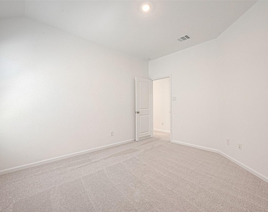 5554 Amber Brook Lane - Photo Thumbnail 25