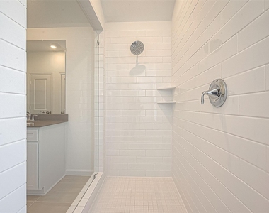 5554 Amber Brook Lane - Photo Thumbnail 22