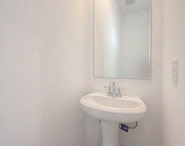 5554 Amber Brook Lane - Photo Thumbnail 14
