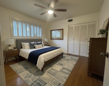 9655 Meadowcroft Drive - Photo Thumbnail 19