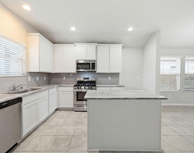 1436 Sundown Glen Lane - Photo Thumbnail 8