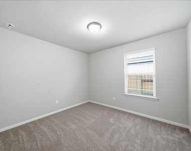 1436 Sundown Glen Lane - Photo Thumbnail 16