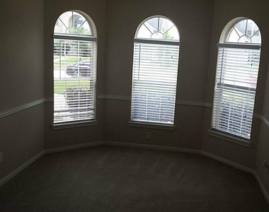 4602 Countrymeadows Drive - Photo Thumbnail 2