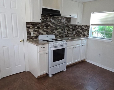 114 Canton Street - Photo Thumbnail 1