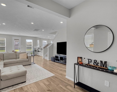 15631 Tawny Stark Drive - Photo Thumbnail 6