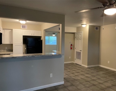 6414 Sloan Street - Photo Thumbnail 11
