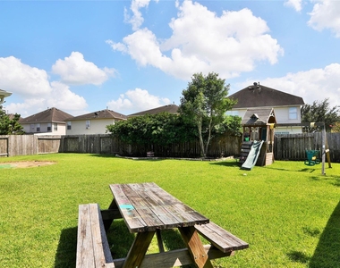 1827 Vanderwilt Lane - Photo Thumbnail 18