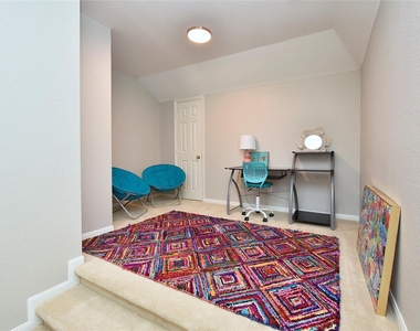 8814 Silent Willow Lane - Photo Thumbnail 24