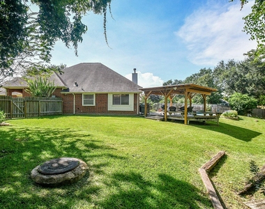 7219 Colony Bend Lane - Photo Thumbnail 4