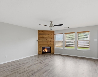 5727 Landon Creek Lane - Photo Thumbnail 3
