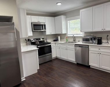 3711 Eagle Street - Photo Thumbnail 1
