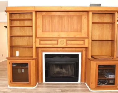 2121 El Paseo Street - Photo Thumbnail 7