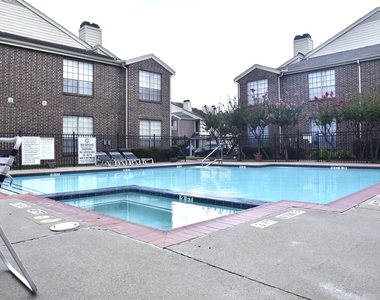 2121 El Paseo Street - Photo Thumbnail 25