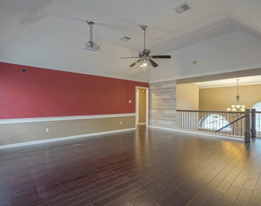 2108 Lakeway Drive - Photo Thumbnail 38