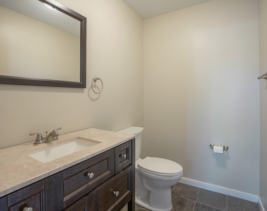 2108 Lakeway Drive - Photo Thumbnail 13