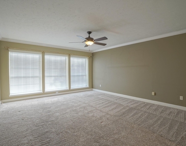 2108 Lakeway Drive - Photo Thumbnail 28