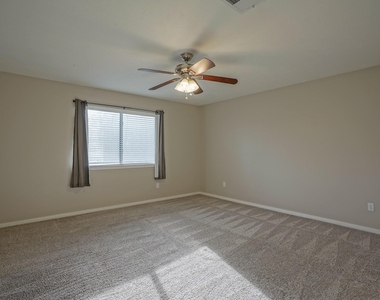 2108 Lakeway Drive - Photo Thumbnail 48