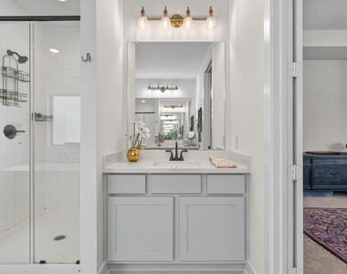 31418 Golden Cliffs Lane - Photo Thumbnail 22