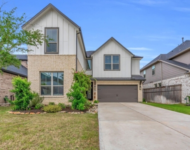 31418 Golden Cliffs Lane - Photo Thumbnail 1