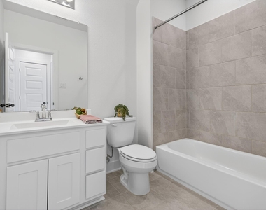 31418 Golden Cliffs Lane - Photo Thumbnail 36