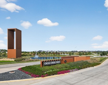 31418 Golden Cliffs Lane - Photo Thumbnail 6