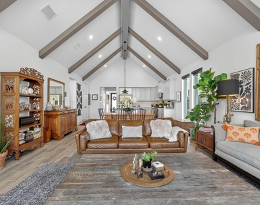 31418 Golden Cliffs Lane - Photo Thumbnail 18