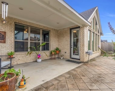 31418 Golden Cliffs Lane - Photo Thumbnail 39
