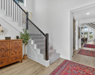 31418 Golden Cliffs Lane - Photo Thumbnail 9