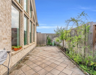 31418 Golden Cliffs Lane - Photo Thumbnail 41