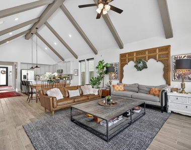 31418 Golden Cliffs Lane - Photo Thumbnail 17
