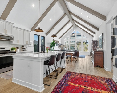 31418 Golden Cliffs Lane - Photo Thumbnail 11