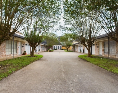 5627 Winsome Lane - Photo Thumbnail 31