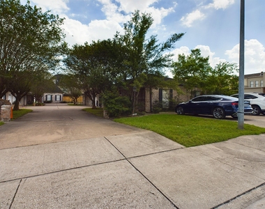 5627 Winsome Lane - Photo Thumbnail 33