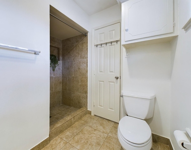 5627 Winsome Lane - Photo Thumbnail 20