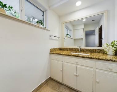 5627 Winsome Lane - Photo Thumbnail 19