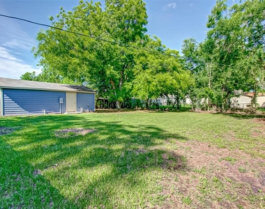 213 Newman Road - Photo Thumbnail 14