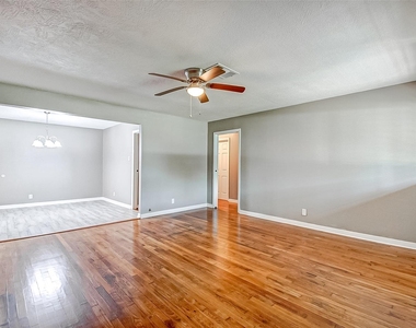 213 Newman Road - Photo Thumbnail 4