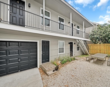 1953 Dryden Street - Photo Thumbnail 2