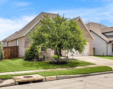 6722 Waxbill Road - Photo Thumbnail 3