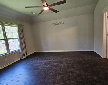 2833 Bretton Woods Drive - Photo Thumbnail 12