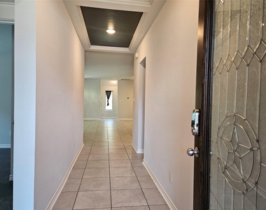 2833 Bretton Woods Drive - Photo Thumbnail 27