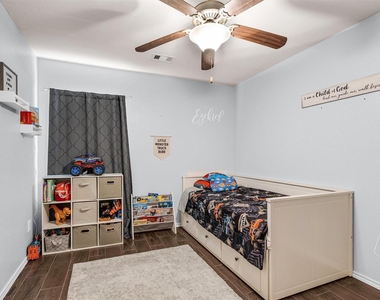 1700 Fall Forest Court - Photo Thumbnail 32
