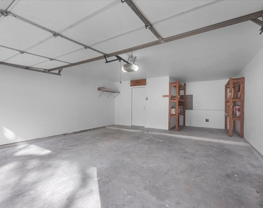 4241 Mountain Peak Way - Photo Thumbnail 25