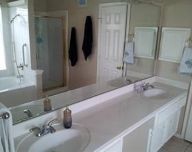 4434 Grove Park Drive - Photo Thumbnail 15