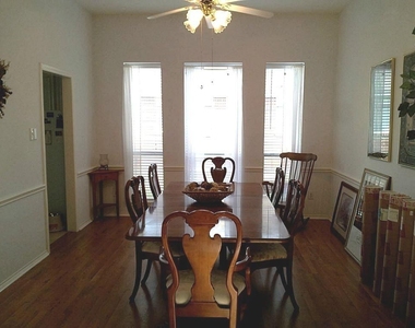 4434 Grove Park Drive - Photo Thumbnail 6