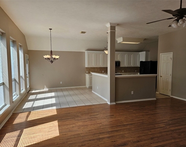 4434 Grove Park Drive - Photo Thumbnail 9