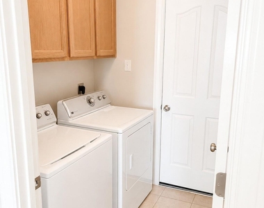 24914 Rosevale Court - Photo Thumbnail 10
