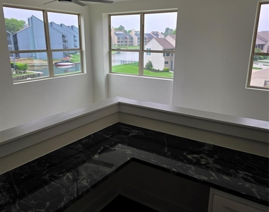 12255 Trail Hollow Drive - Photo Thumbnail 15