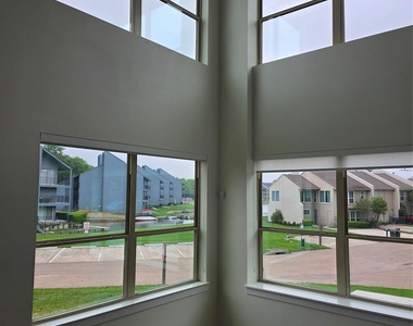 12255 Trail Hollow Drive - Photo Thumbnail 5